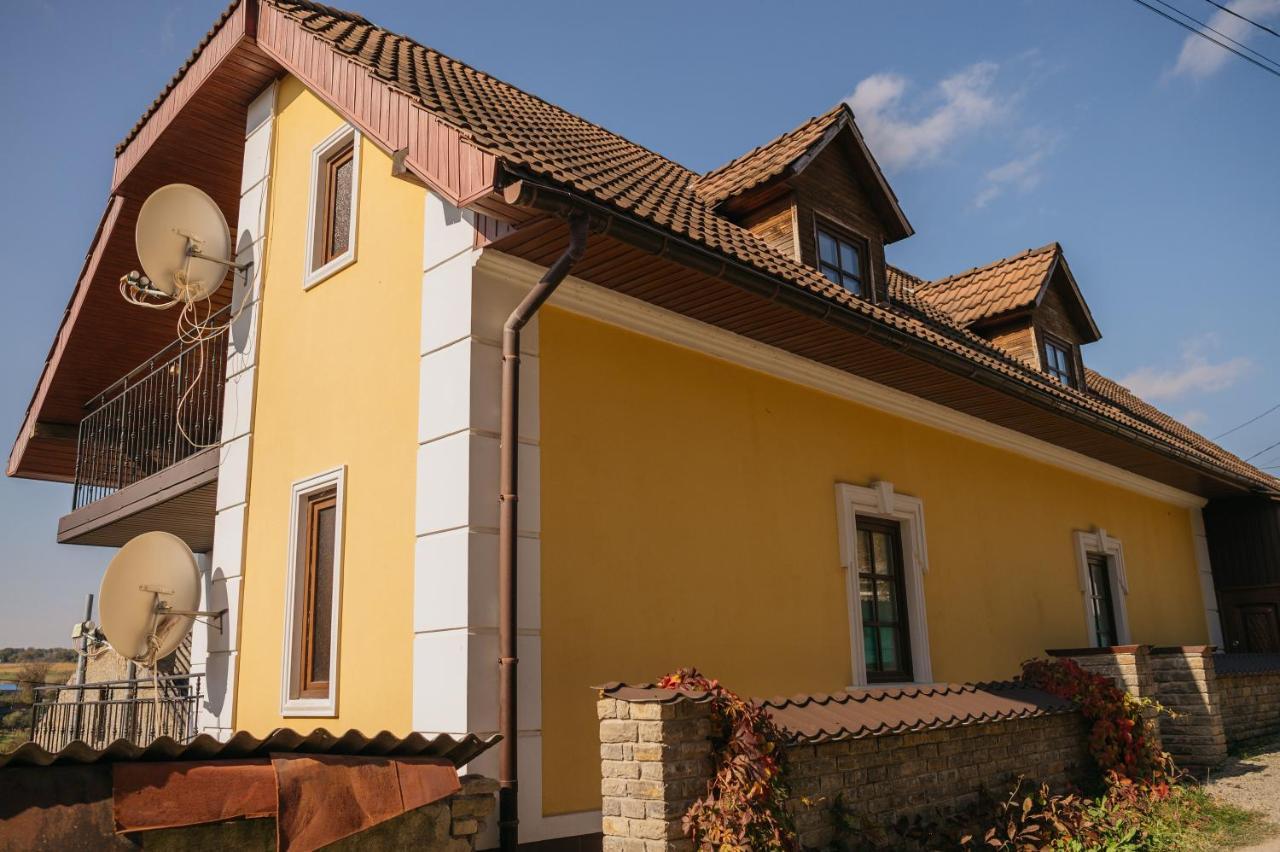 Джерело Kamianets-Podilskyi Luaran gambar